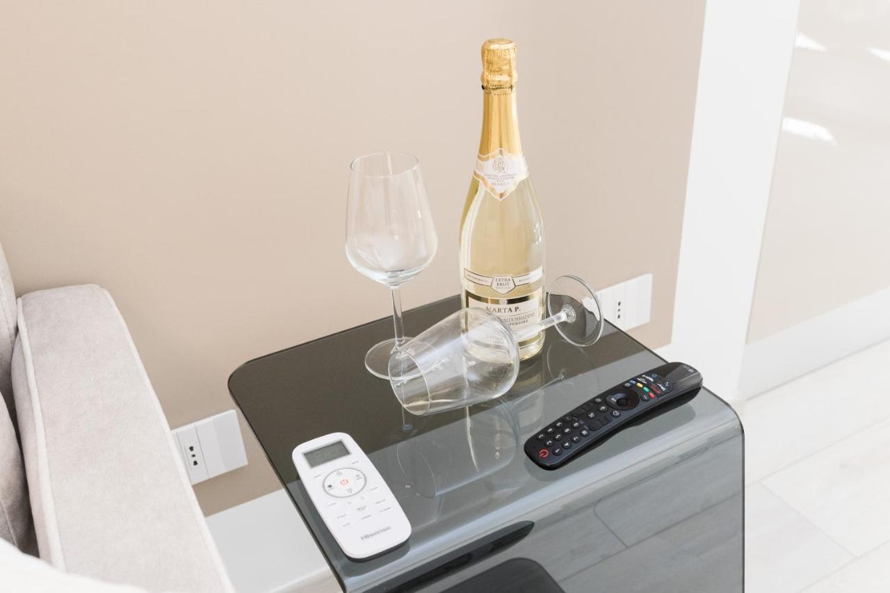 Magnoliaapartments - 18A Visconti Duomo มิลาน ภายนอก รูปภาพ