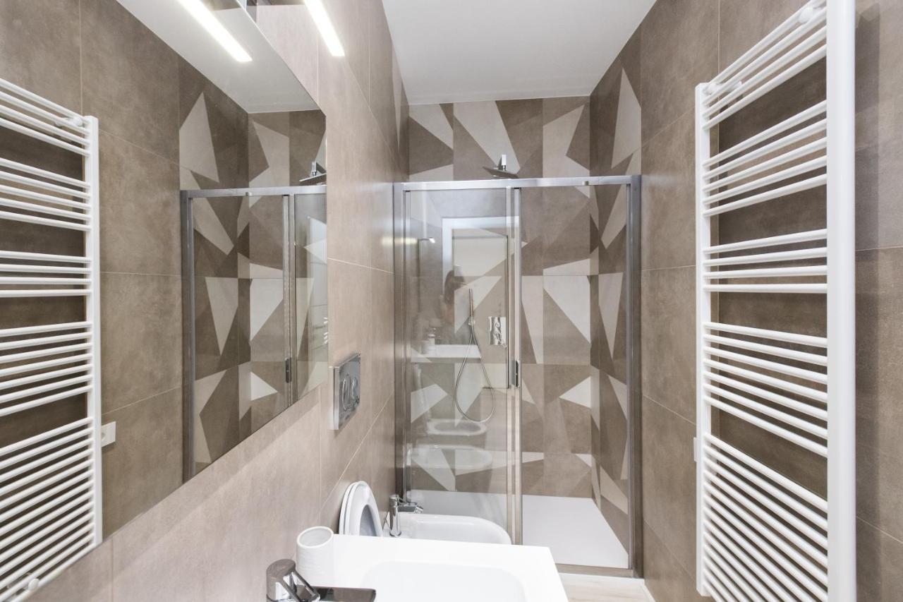Magnoliaapartments - 18A Visconti Duomo มิลาน ภายนอก รูปภาพ
