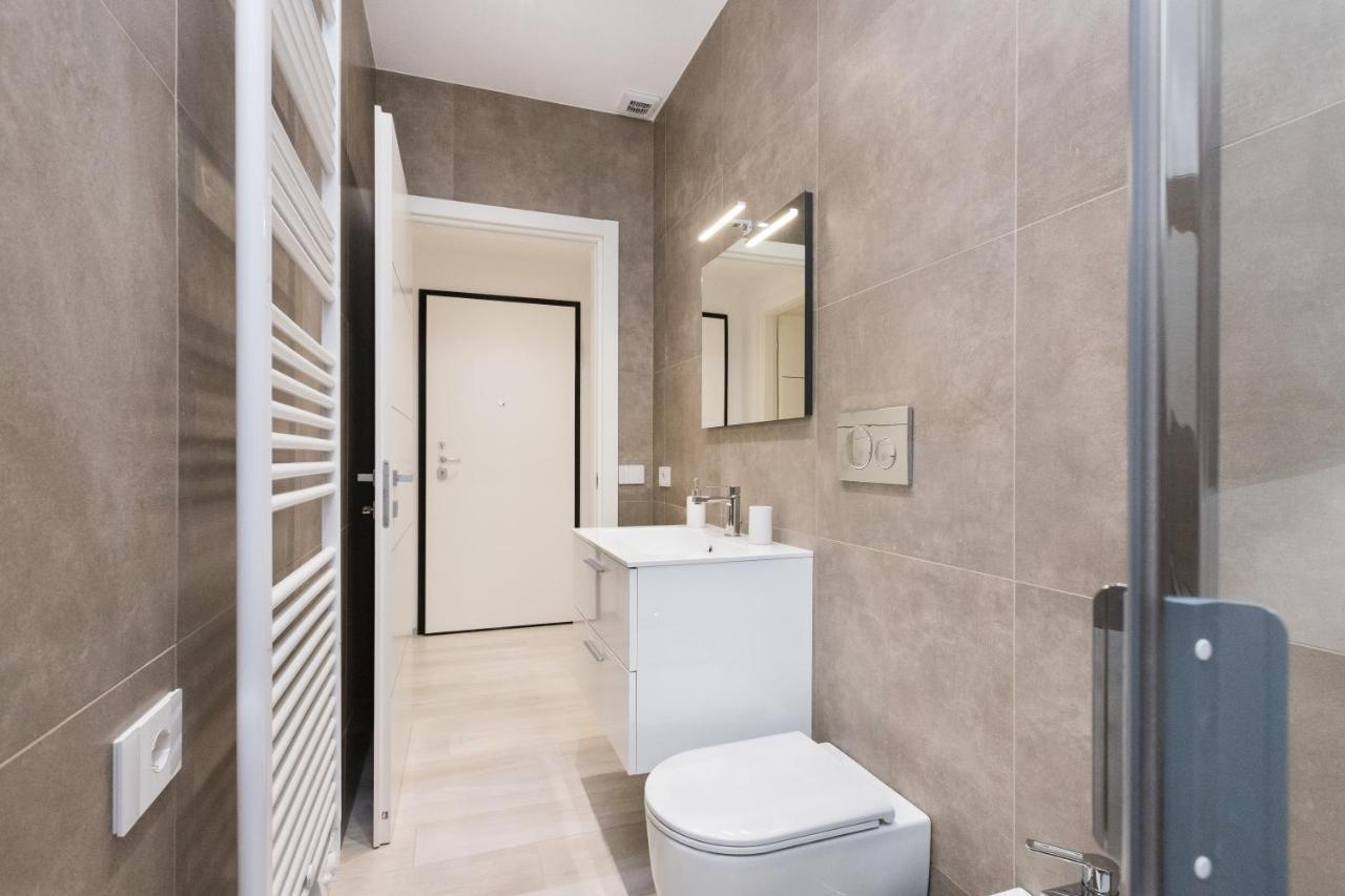 Magnoliaapartments - 18A Visconti Duomo มิลาน ภายนอก รูปภาพ