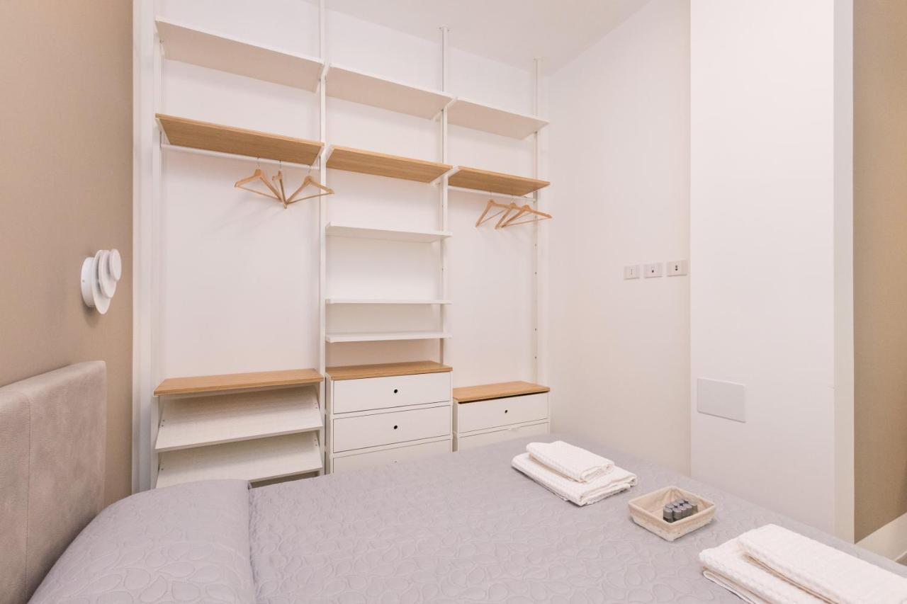 Magnoliaapartments - 18A Visconti Duomo มิลาน ภายนอก รูปภาพ